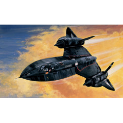 Lockheed SR-71 Blackbird with Drone 1/72